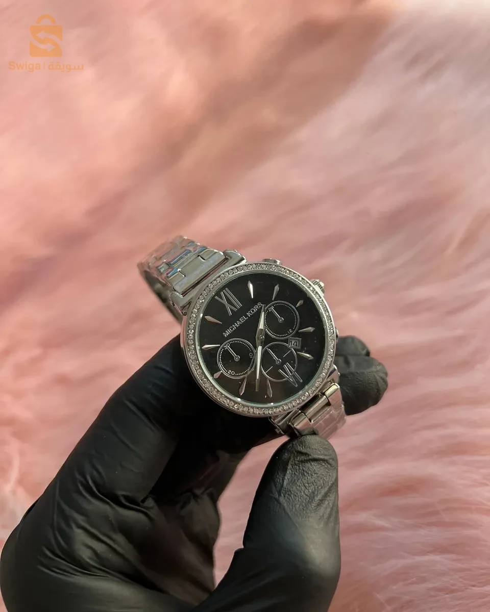 ساعة نسائية آسي