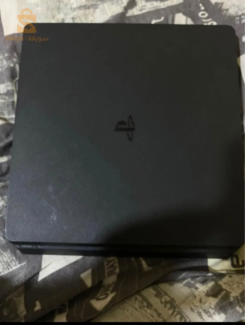 بلاي ستيشن4       حابطة من فرنسا             🇫🇷🇫🇷play station 4