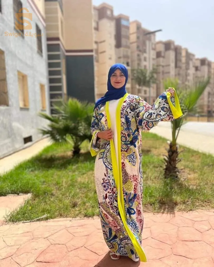 ملابس نسائية