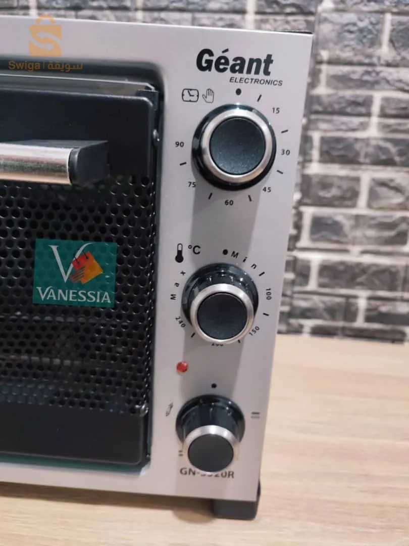 Cook the most famous pizzas and foods in the Géant oven, which has a modern design. You can brown chicken and meat in it as well, and it has several features:
 ✅12-month warranty
 ✅ Turn brooch browns chicken and meat
 ✅Adjustable thermostat from 80 to 320 degrees Celsius
 ✅Inner volume 32 litres
 ✅90 minute timer
 ✅Audio alert
 ✅Interior lighting
 ✅Chrome grill mesh is non-corrosive
 ✅1 baking tray
 🔴 Price 11700 DZD 🔥
 🟢 Free delivery in the capital, 500 DZD in Boumerdes, Tipaza, Blida, and 600 DZD in the rest of the states to your door, and payment upon delivery 😍 😍
 🔵 Product commission 800 DZD 🔥😍