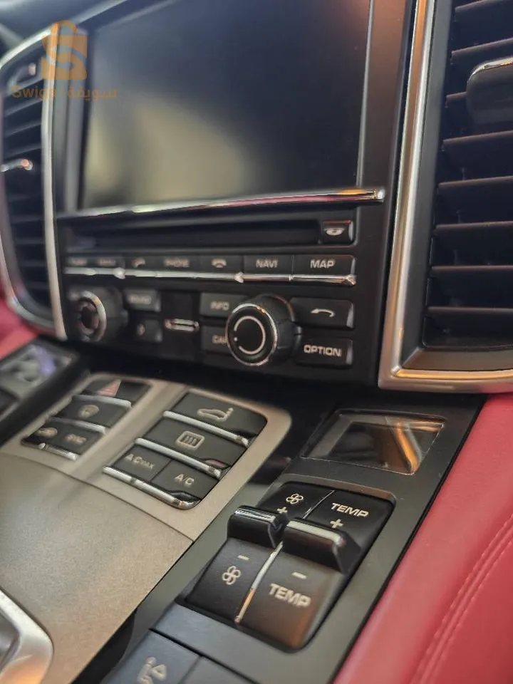 PORSHE panamera 2017 3L v6 dies 9000km