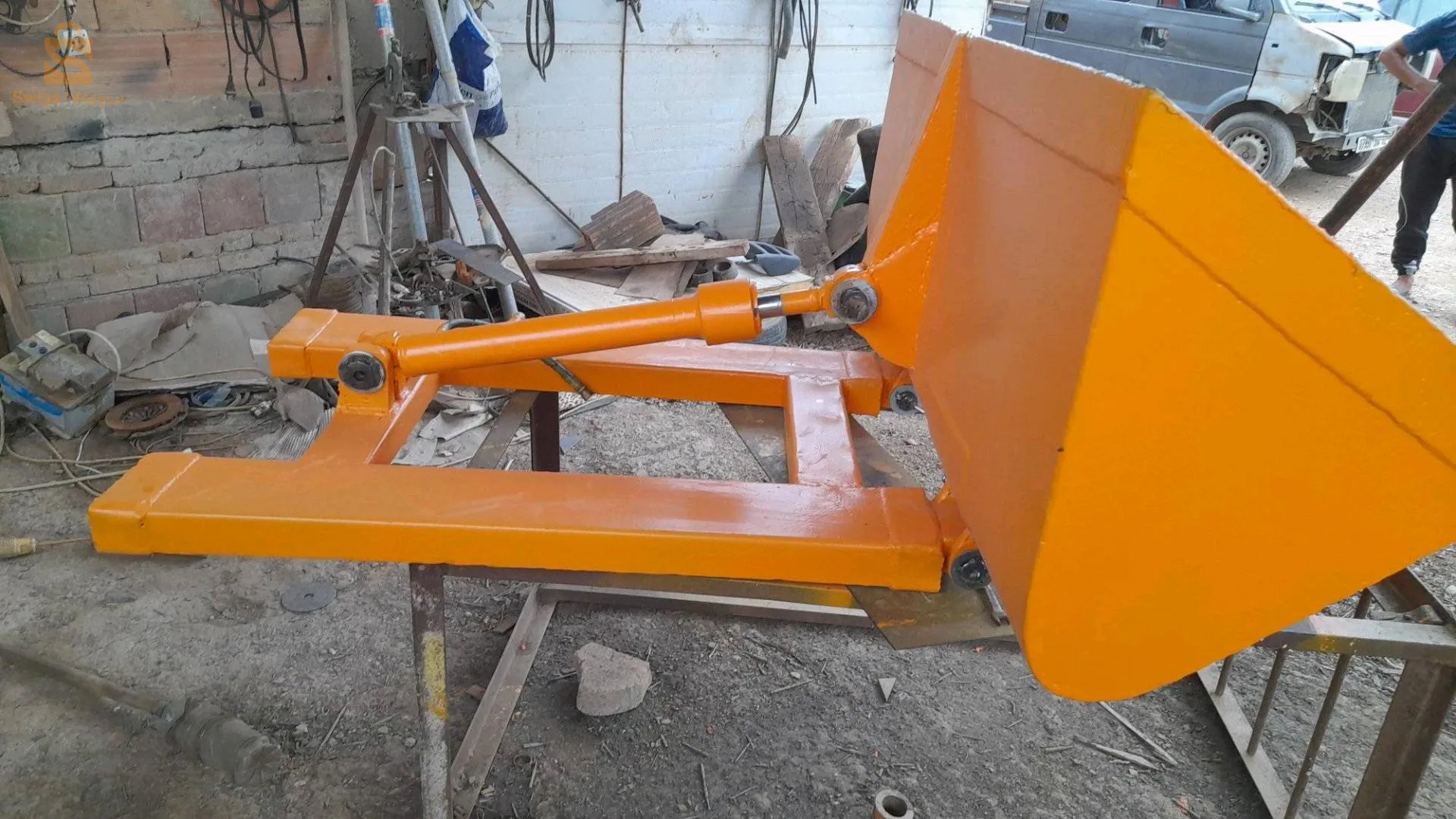 ڤودي كلارك  حجا شابة وسهل استعمال  
اتصل برقم الهاتف 0665776303
0659687224