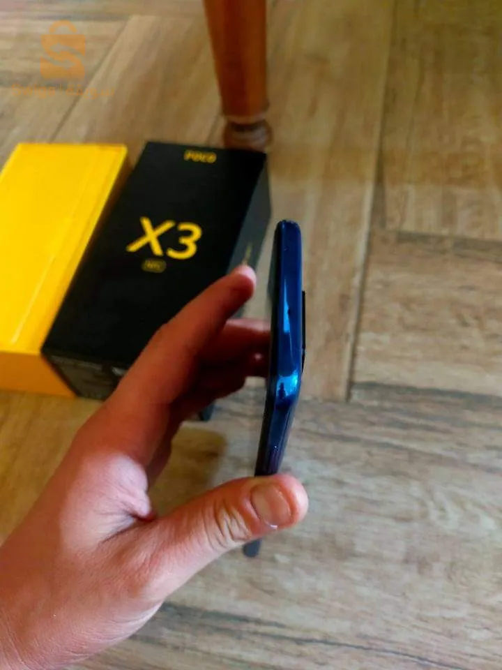 هاتف Poco x3 للبيع