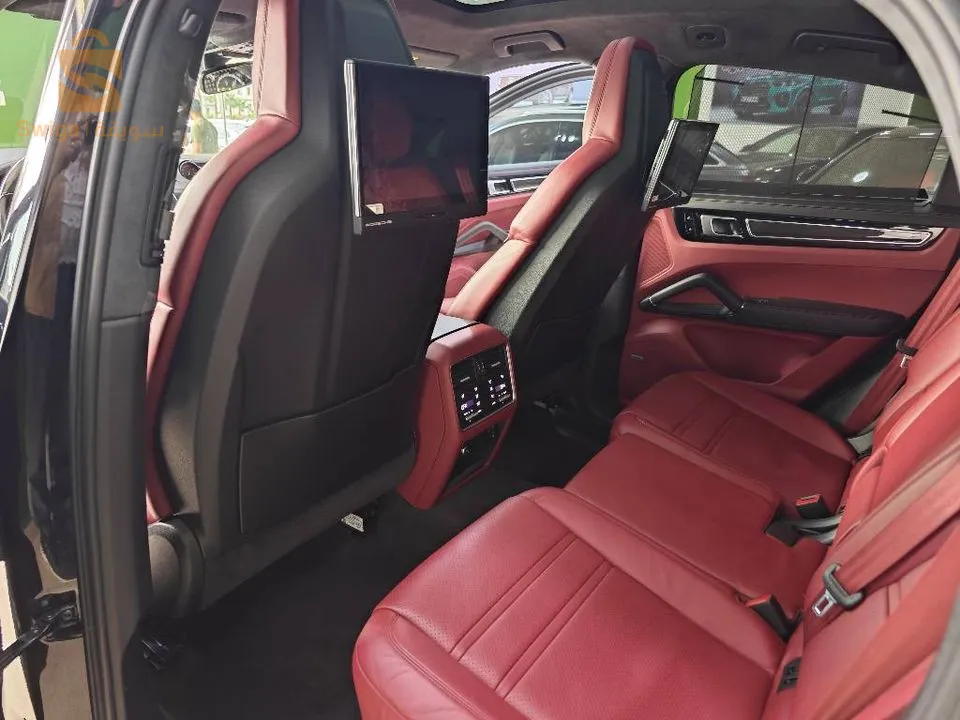 PORSCHE cayenne
