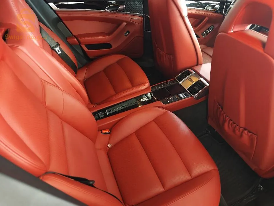 PORSHE panamera 2017 3L v6 dies 9000km