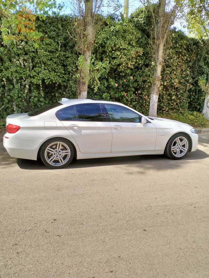 Bmw f10 2011