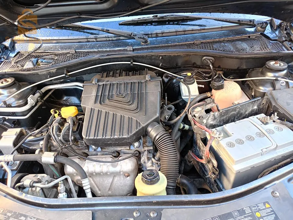 Logan 2012 14 ess 197 DZD