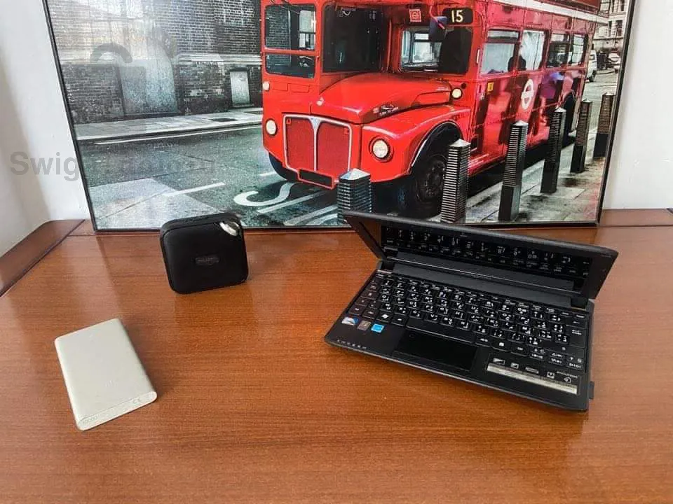 un mini.pc portable acer