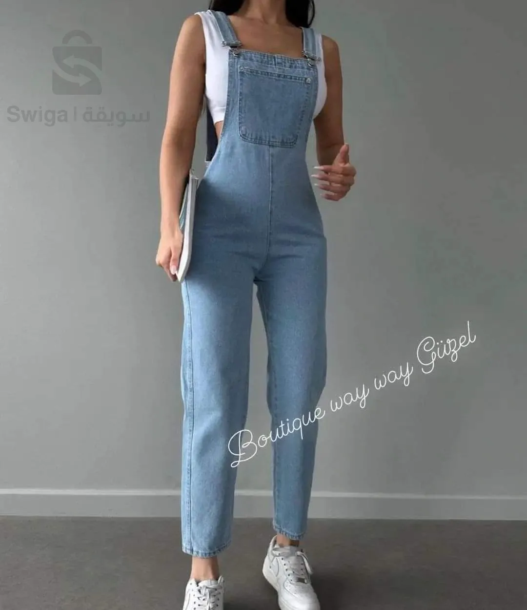 ملابس نسائية