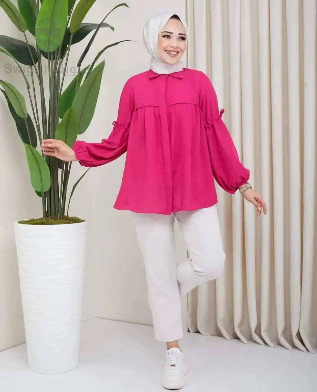 ملابس نسائية