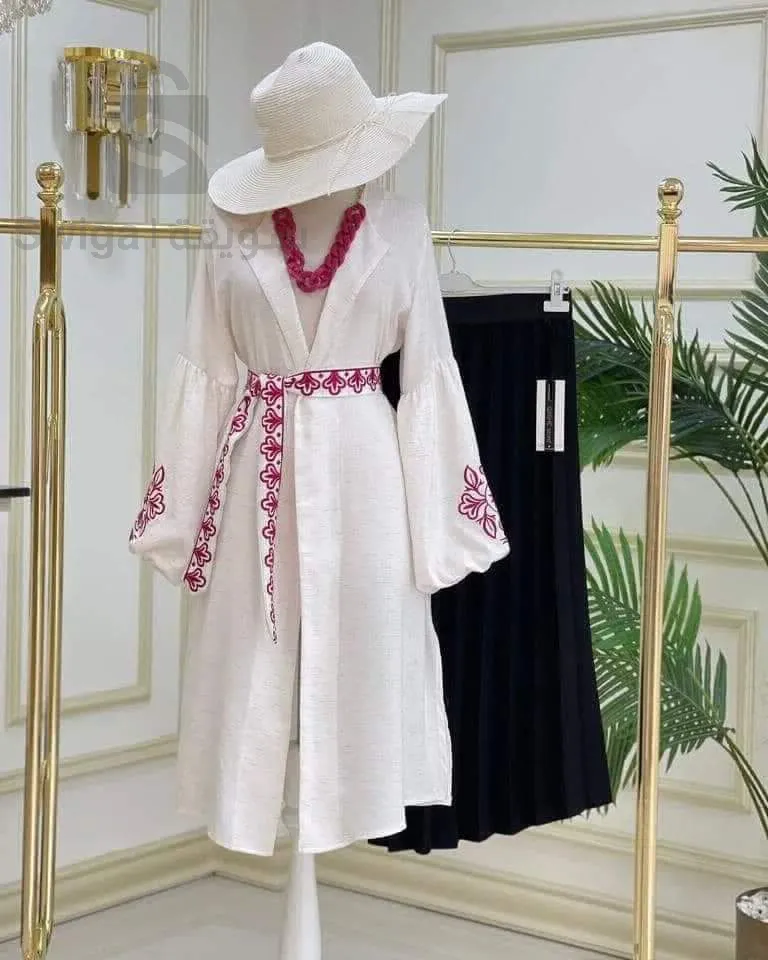 ملابس نسائية