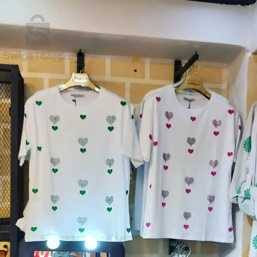 ملابس نسائية