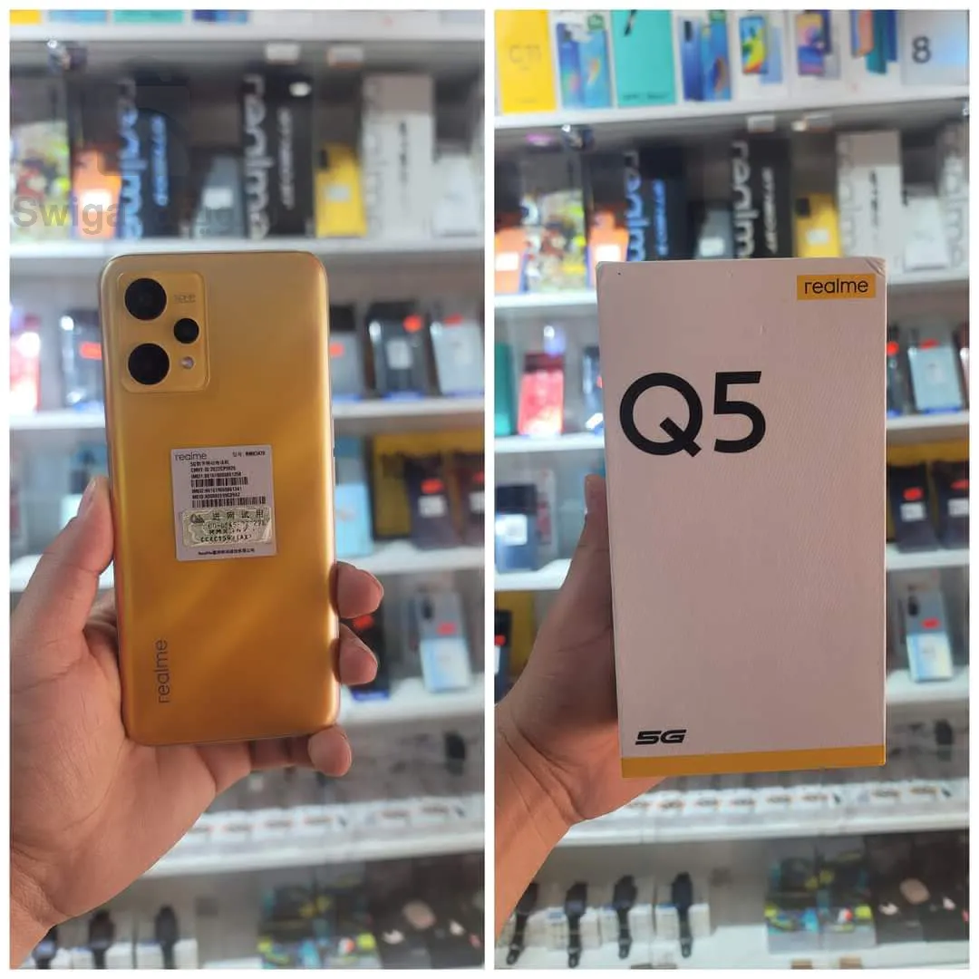 realme Q5