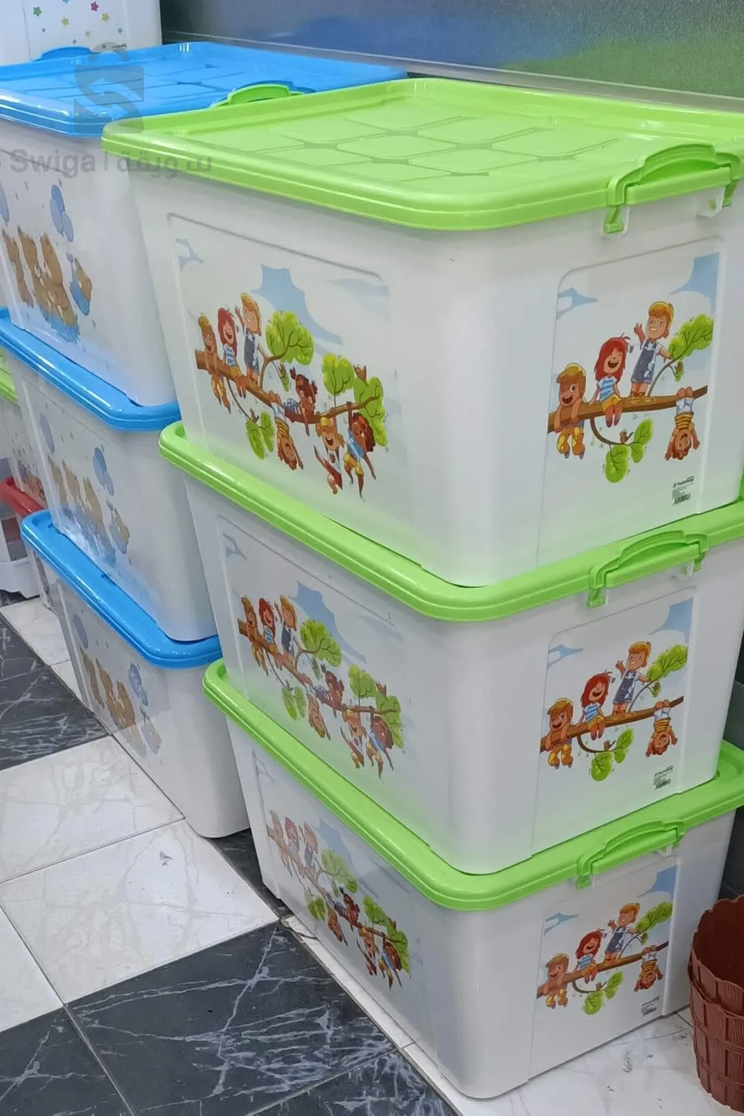 Plastic utensils