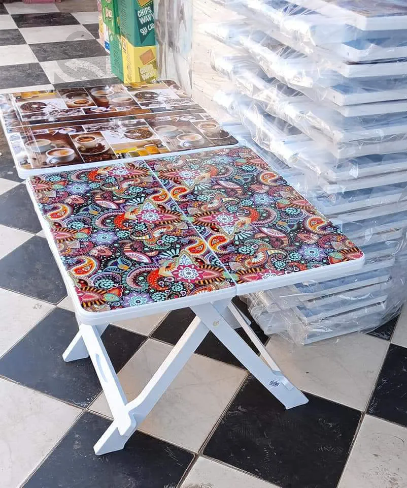 اواني بلاستيكية