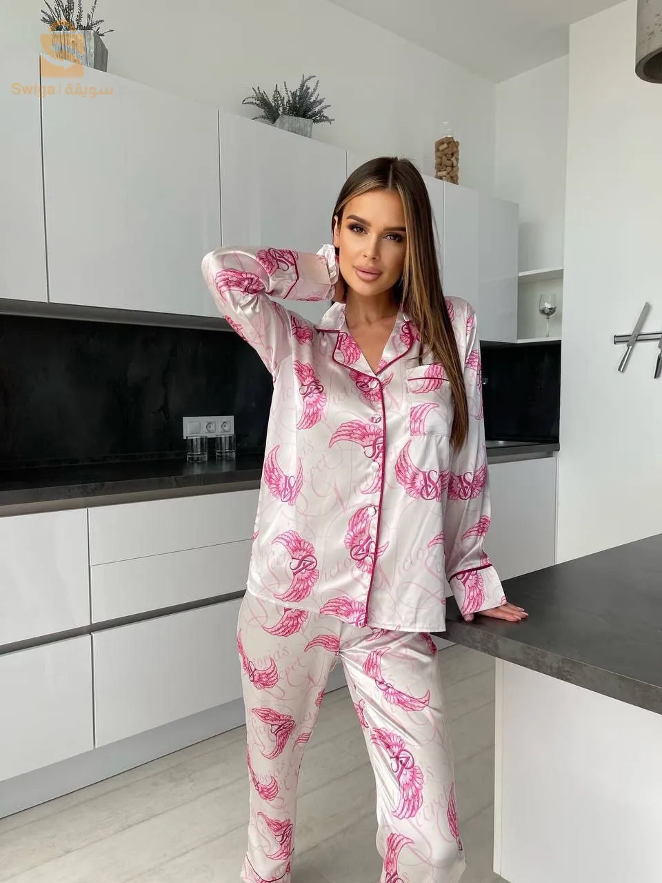 بيجاما فكتوريا سيكرت نوع القماش ستا نخب آول متوفر بمل المقاسات S. M. L. XL