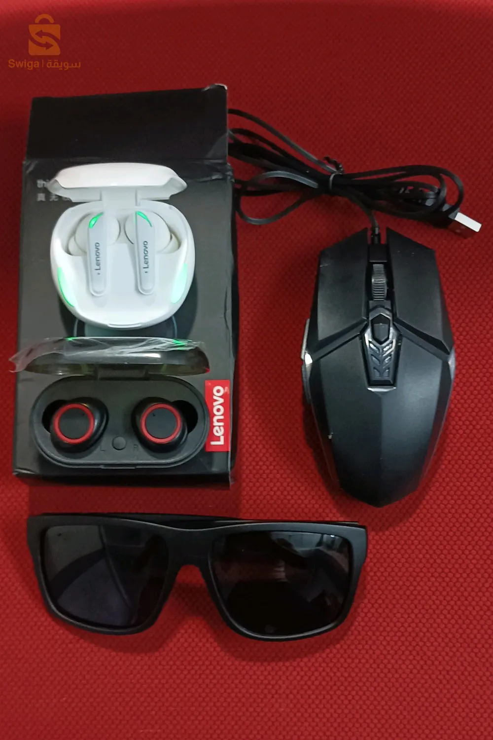 un lot des accessoires