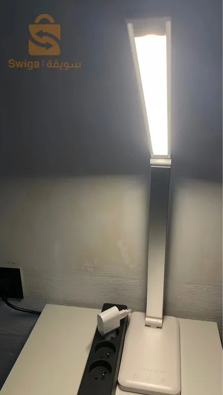 مصباح مكتبي لاد قابل للطي Lampe de bureau pliable LED