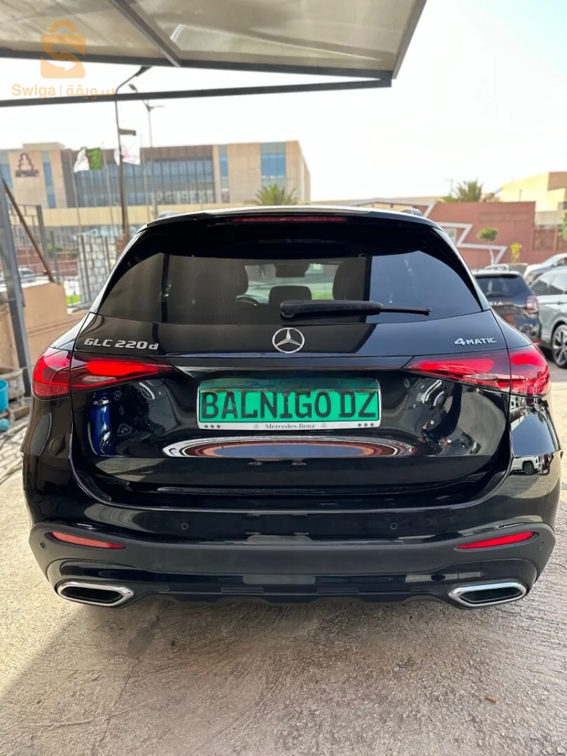 Mercedes GLC 2023 220D amg