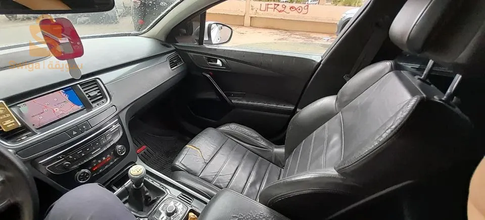 508 HDI trs propre en excellente tat Moteur suspension pneus 1010 0 frais 0 peinture