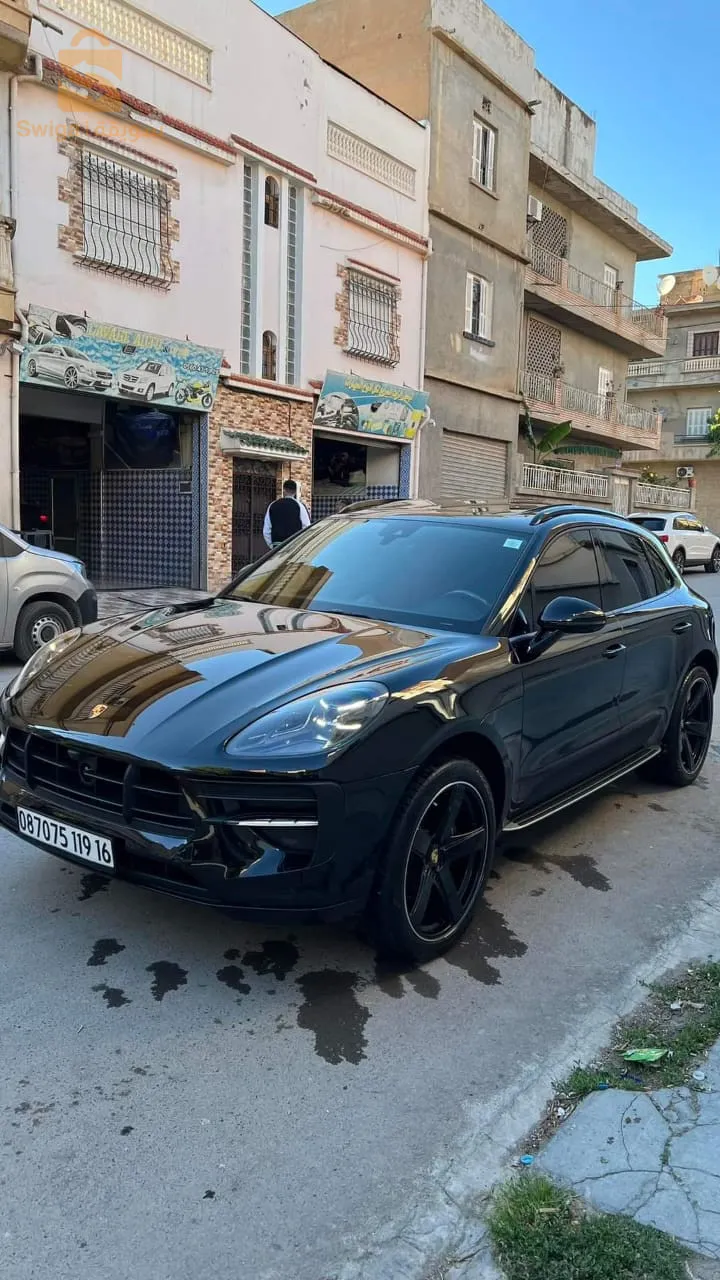Macan 2019 GTS full option
