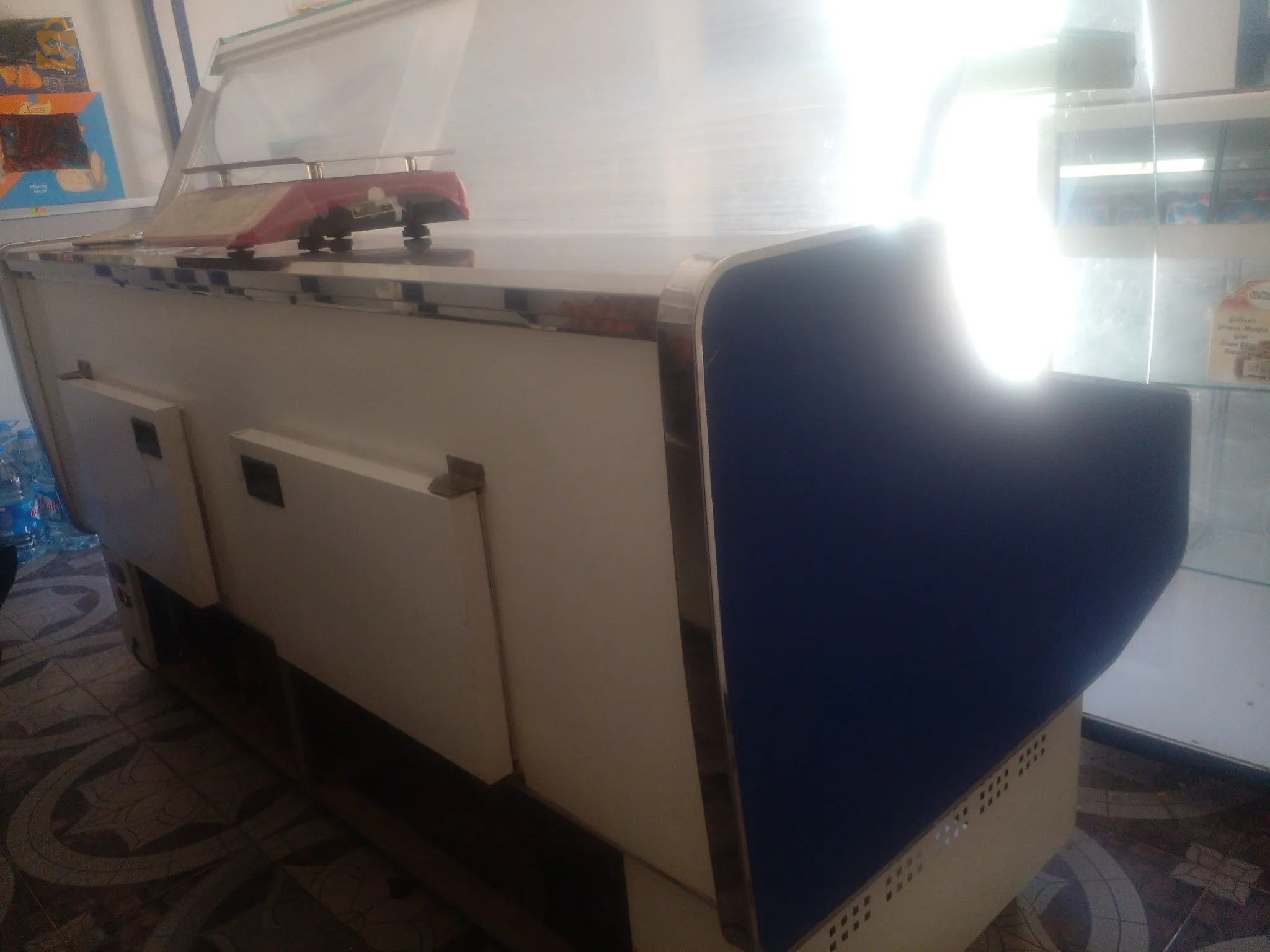 ثلاجة العرض