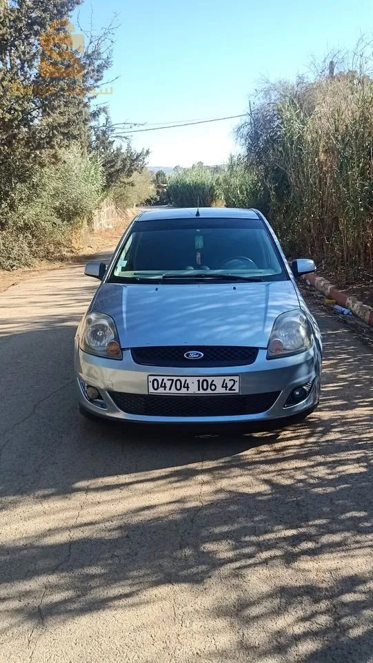 Fiesta 14 HDi la tout 2006 104 DZD