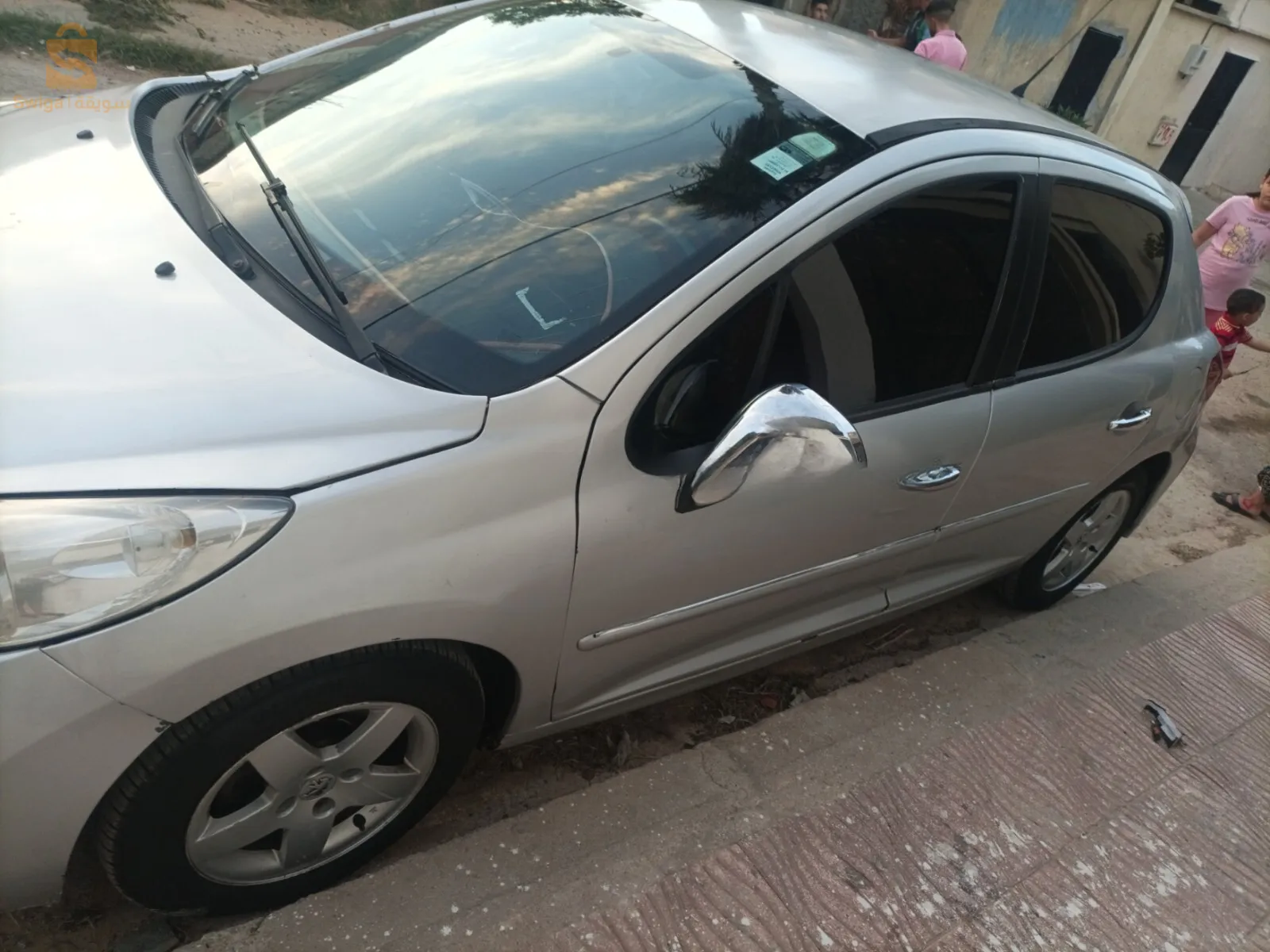 Peugeot 207 2012