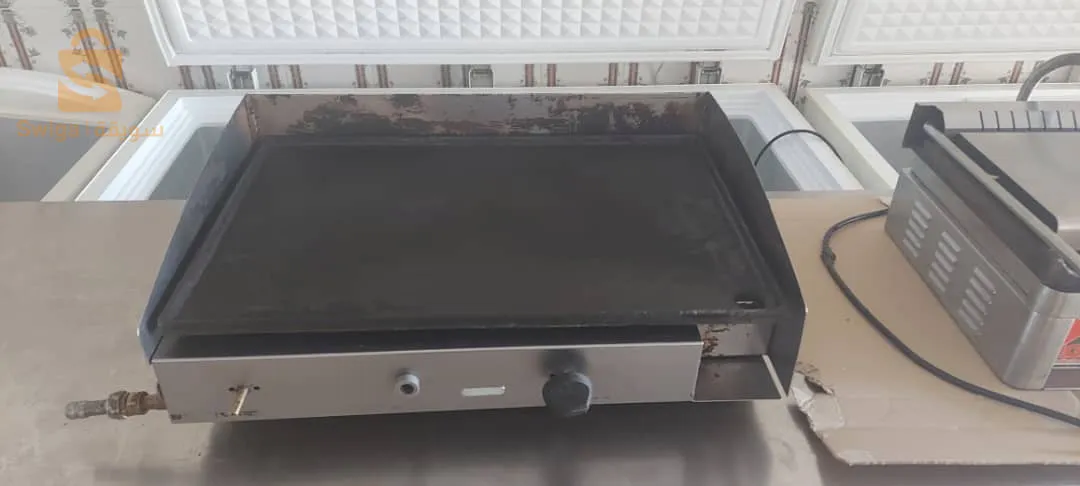ماتريال ريصطورون وفاست فورد كومبلي في حوايج بزاف لي فوطو تاع اغلب الماتريال فالوصف وكاين لي منيش مصورهم نبيع كلش على بعضاه خاوتي