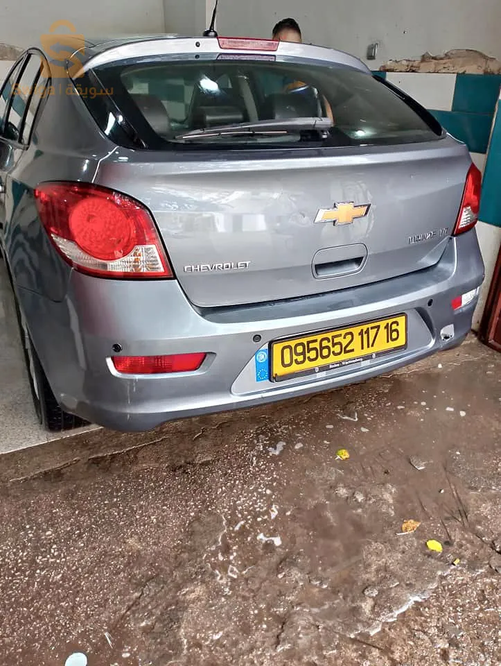 Chevrolet Cruz diesel 2 2 2017 bon prix