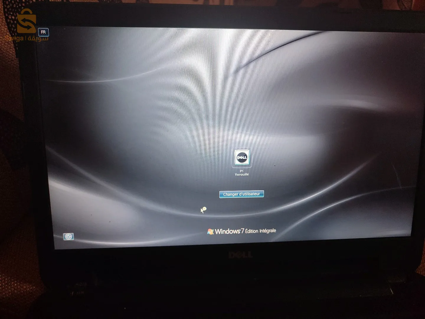 لابتوب مع شاحن