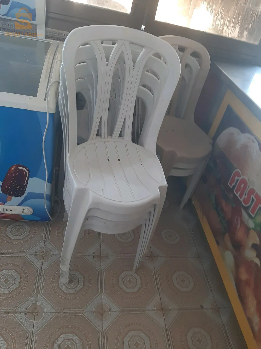 ماتريال فاستد فود وريصطورون كومبلي نظيف الله يبارك من نهارك خدام نبيع كلش على بعضاه ولا نبرز