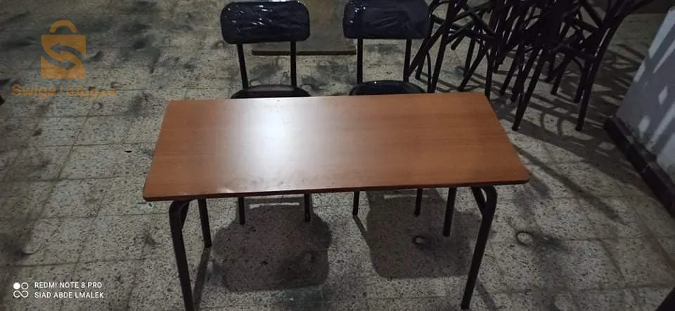 طاولات وكراسي مدرسية ذات جودة عالية بسعر الجملة