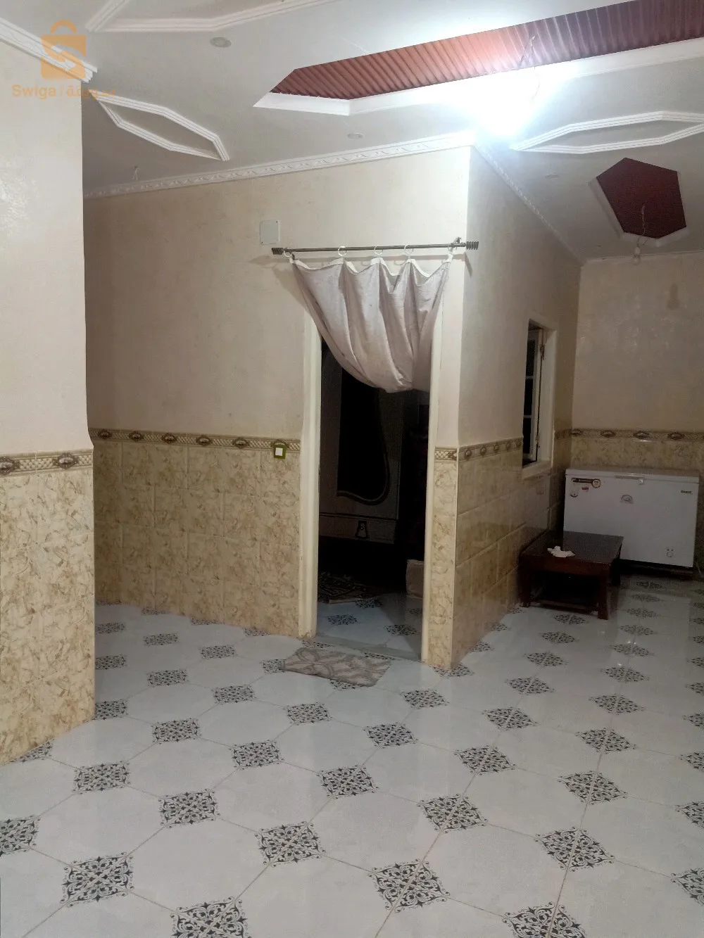 الشرفة عند لاري رحمون فالكارطي تاع شطيطح ليبيع الباربا