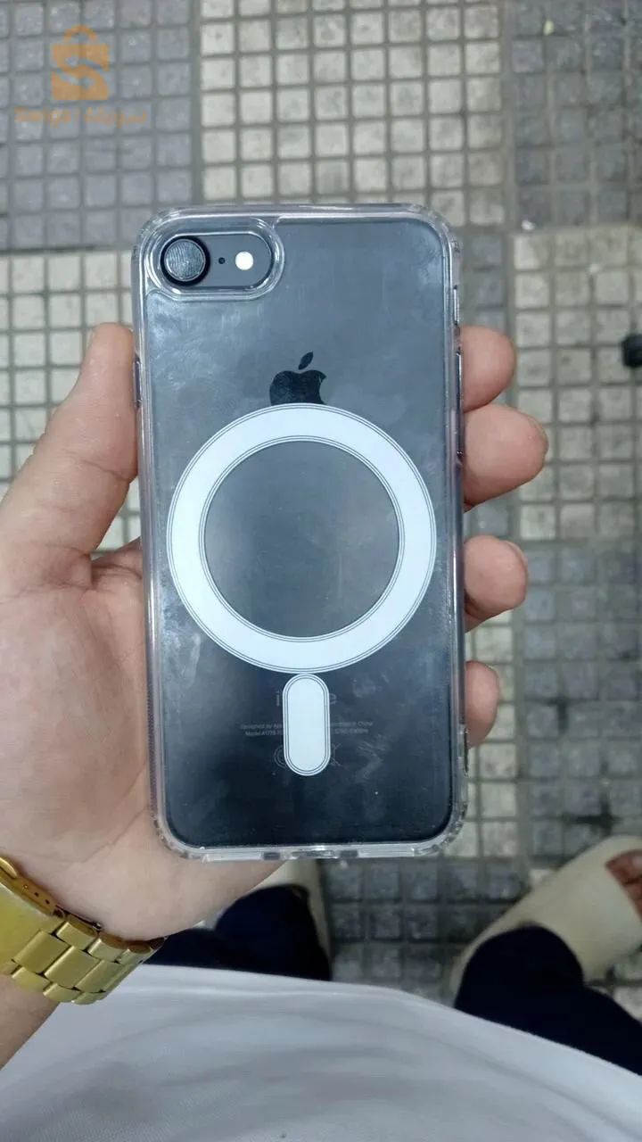 iphone 7    32g liberi officiel batrey 87original avec la boite produit oropien