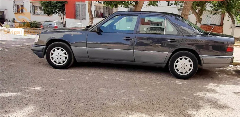 mercedas 300 d carre