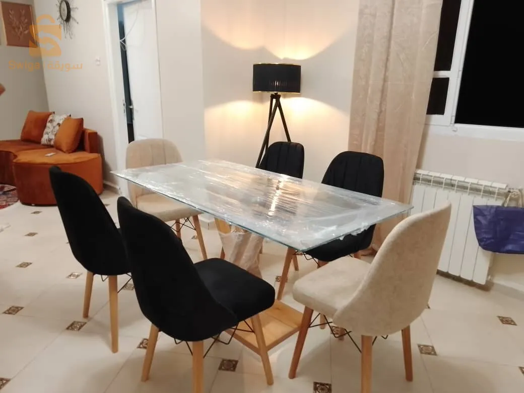 Bienvenue chez salon aziouz🌟 😍😎
🔥Table de salle à manger/ table basse🔥 en bois hêtre avec du verre trempé et tissus anti😍 tache🥰  importation  ❤️📣📣📣
قبل كل شئ أول شيئ نقولوا لزبائننا الكرام اللي يحب يتأكد من جودة منتوجاتنا يتفضل عندنا للورشة في براقي ولاية الجزائر العاصمة.مرحبا بكم 🙏❤
https://maps.app.goo.gl/ihAJsogD92csUzuJ6
👈 للطلب تواصلوا معنا عبر بريد الصفحة  أو على الأرقام 
  📞📞0559025898

Table de salle à manger avec 4 chaise _ 6 chaise _ 8 chaise ..... 
💥Des chaises simple.
💥 des chaises Capitonnée
💥Des chaises Ceca_ Oslo _ Roma _ Nova et plusieurs modèles.........
Les dimensions
💥rectangulaire: 160/80 
💥 Ronde: 80_90_1m20

وسعر يتغير حسب نوع الطاولة 
البيع جملة و ديطاي 
👈من الورشة إلى الزبون مع توفير كل الأحجام 
 
👈 أكثر من 20 نوع من القماش التركي ذو النوعية الرفيعة.
👈كل انواع القماش متوفرة 💥
  والتوصيل لجميع الولايات بأسعار معقولة🤗
🔹disponible tout les couleurs et les dimensions .
