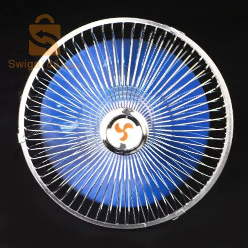 مروحة كهربائية في سيارة والشاحنة