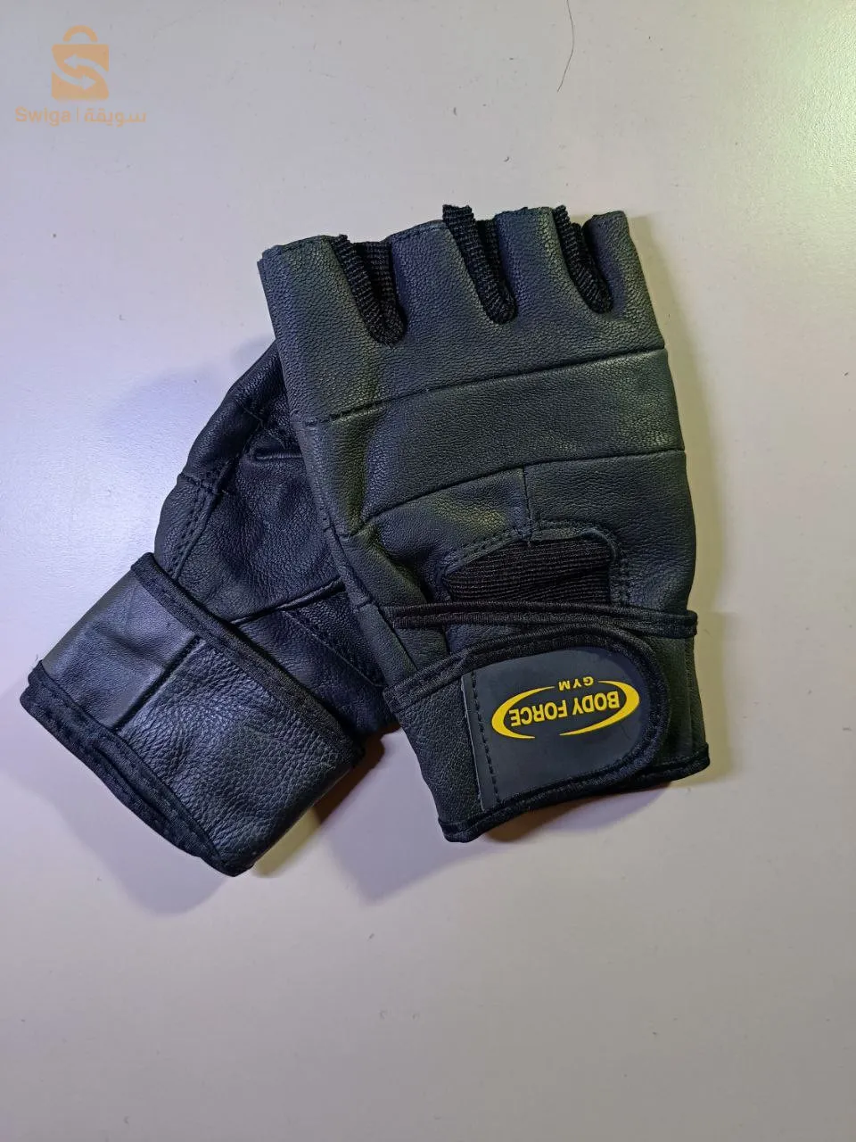 قفازات رياضية