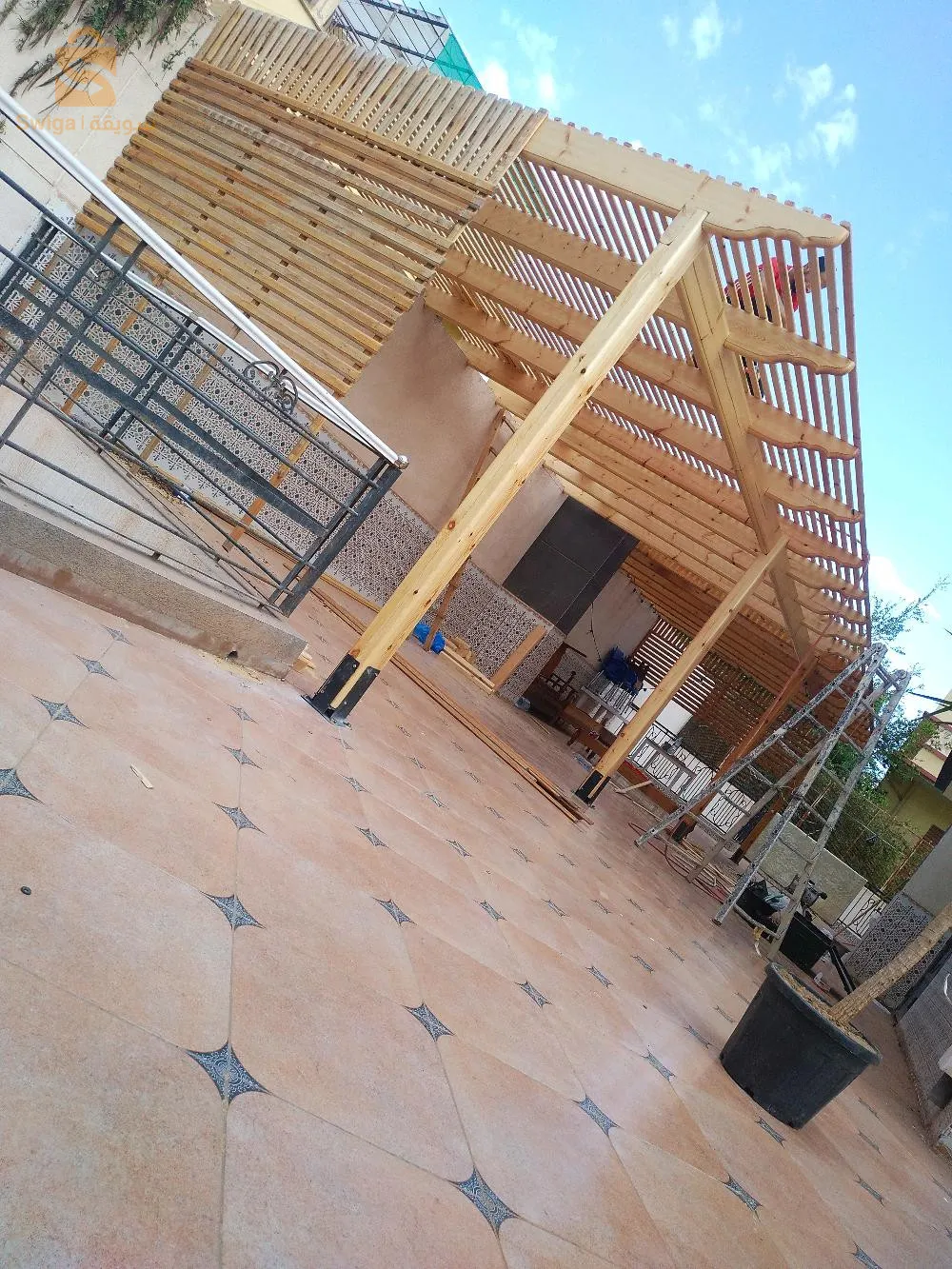 ديكورات خشبية للاسقفالمنزلية