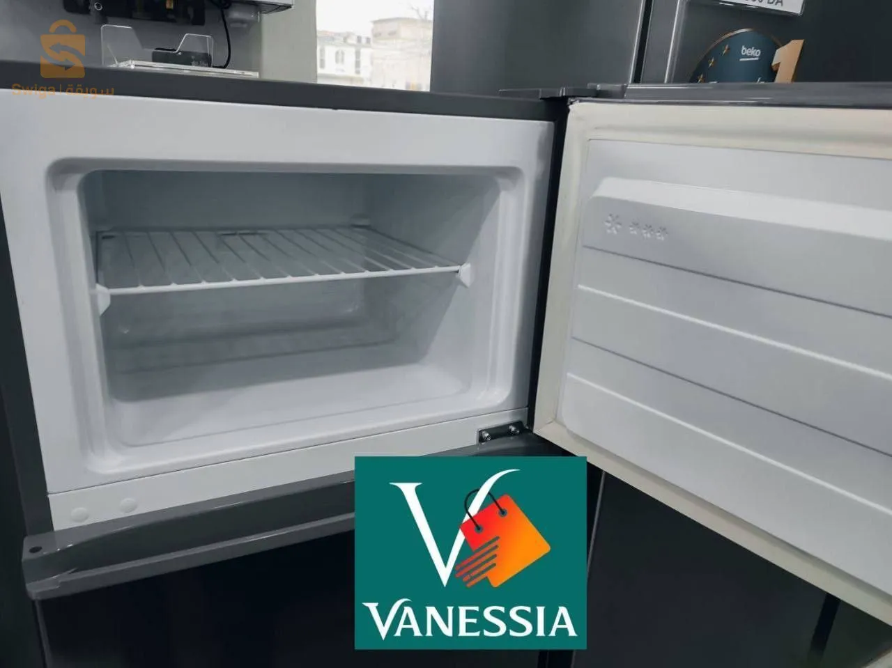 Refregirateur gris de la marque cristor