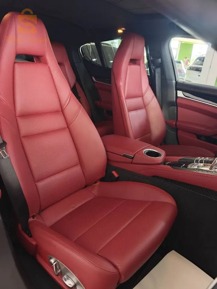 PORSHE panamera 2017 3L v6 dies 9000km