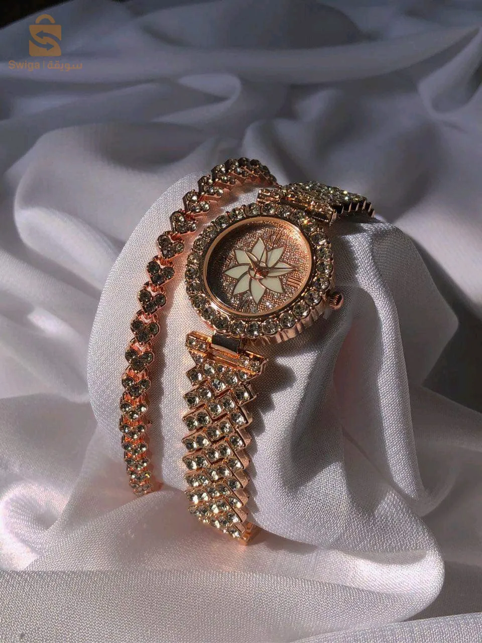 Haino teko Germany rw 17 poure famme avec watch et braclet golde