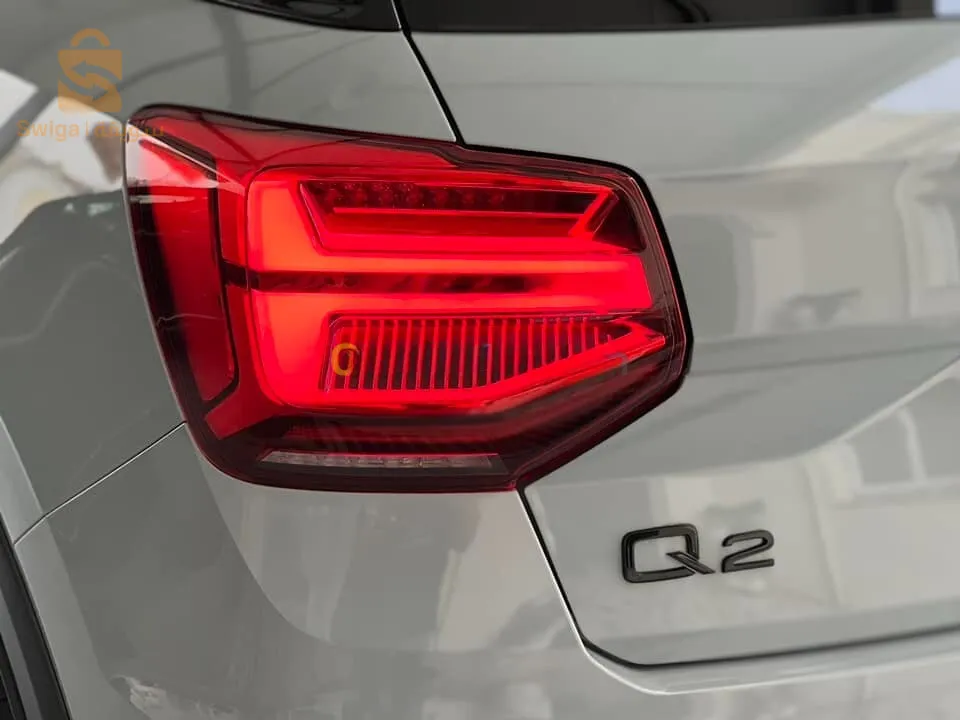 Audi Q2 2024 S LINE