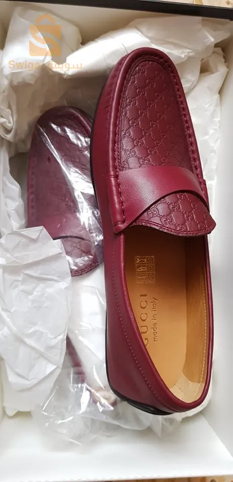 غوتشي الرجال  جلد أحمر