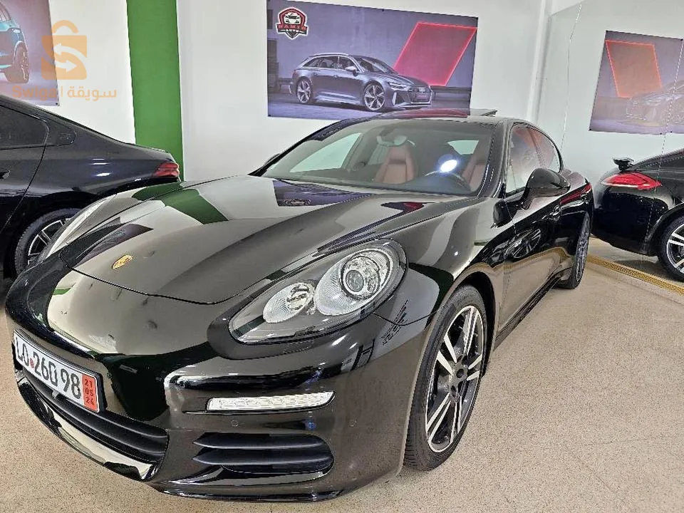PORSHE panamera 2017 3L v6 dies 9000km