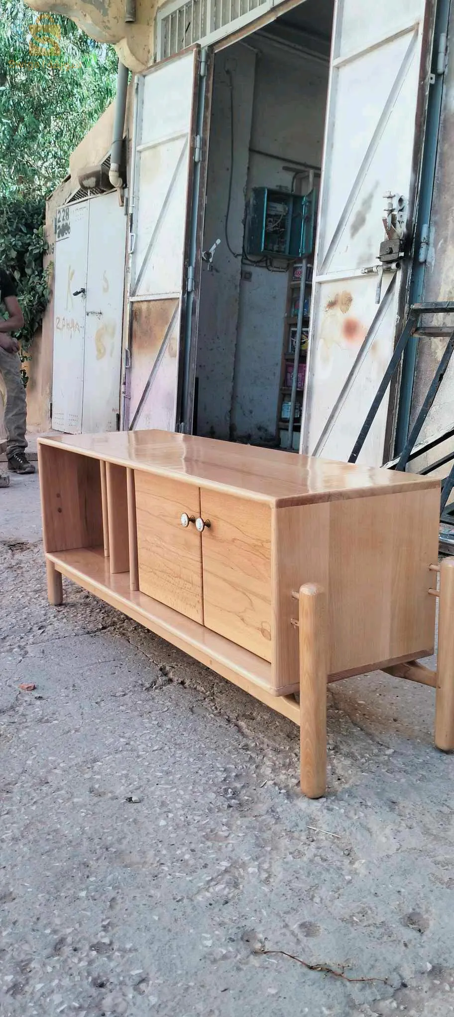 اثاث تلفزيون