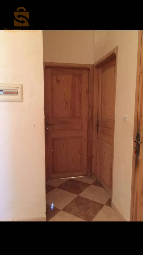 دار للبيع ف حمادي بن واضح من ثلاث طوابق