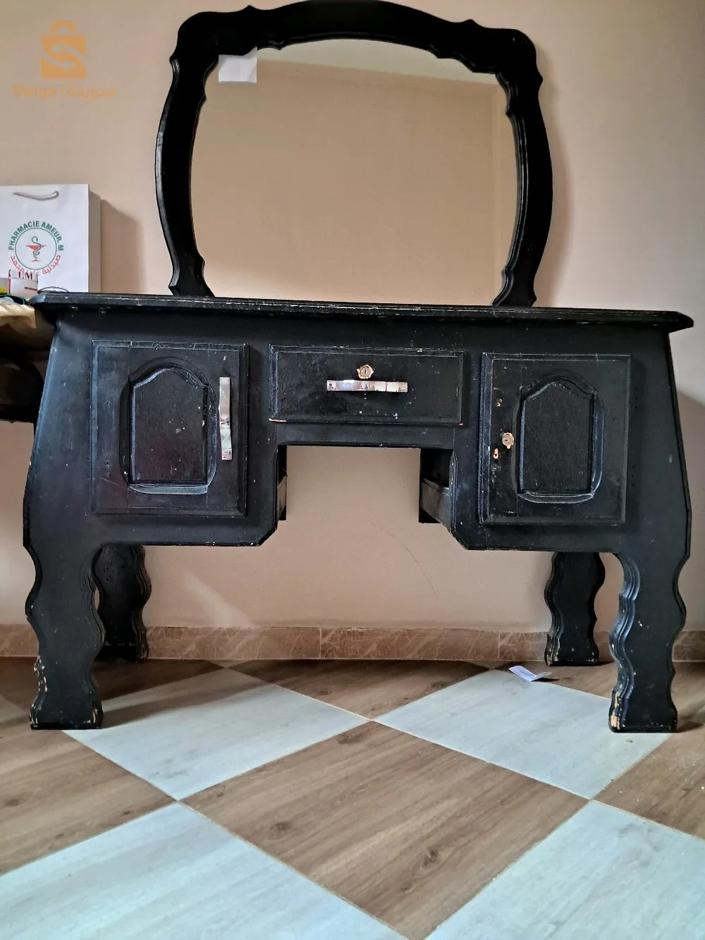 اكوافاز حالة جيدة خشب صلب