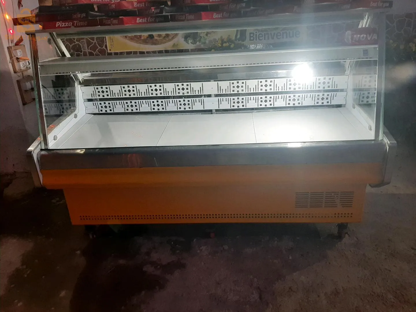 ماتريال فاستد فود وريصطورون كومبلي نظيف الله يبارك من نهارك خدام نبيع كلش على بعضاه ولا نبرز